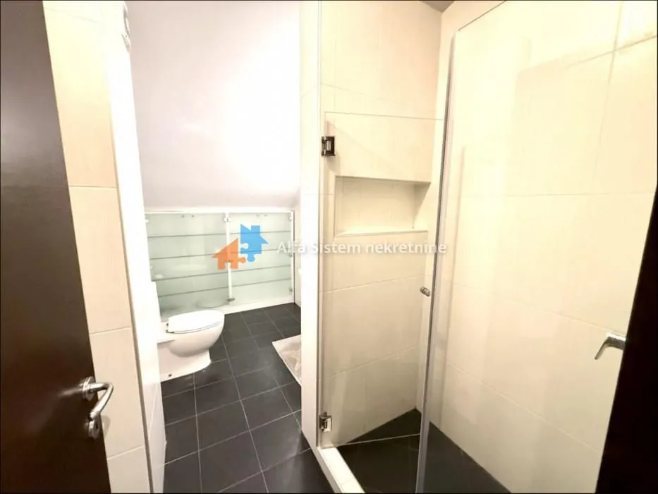 Prodaja, stan, 160m², Vračar Sve Podlokacije, Beograd