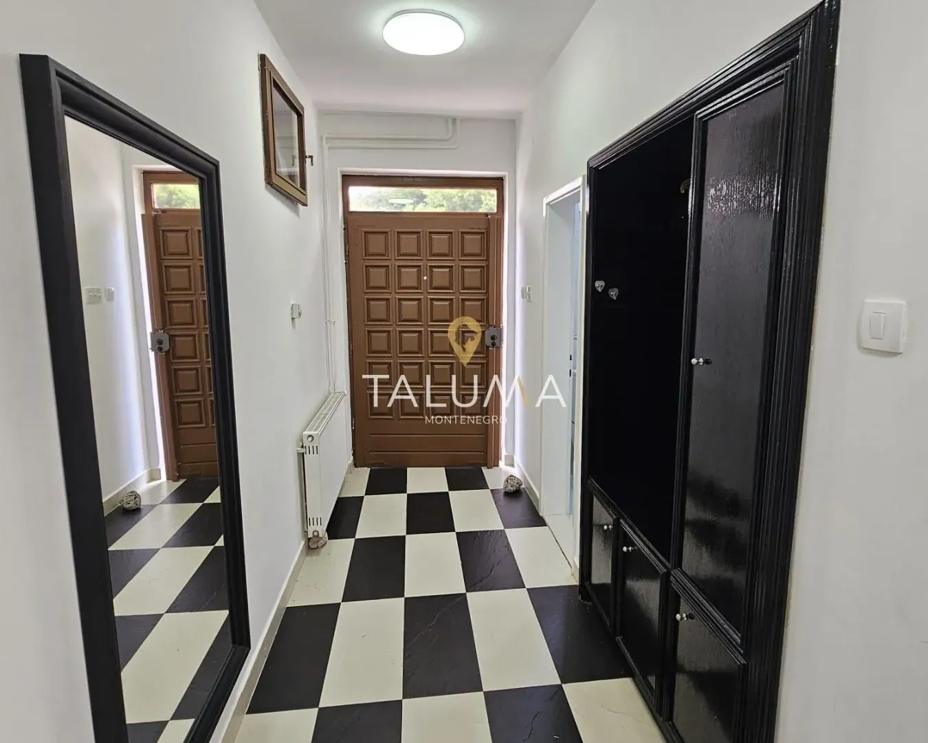 Rent, house, 250m², Zagorič, Podgorica