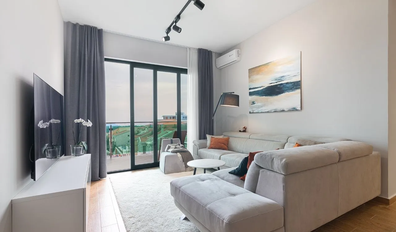 Prodaja, dvosoban stan, 81m², Bečići, Budva
