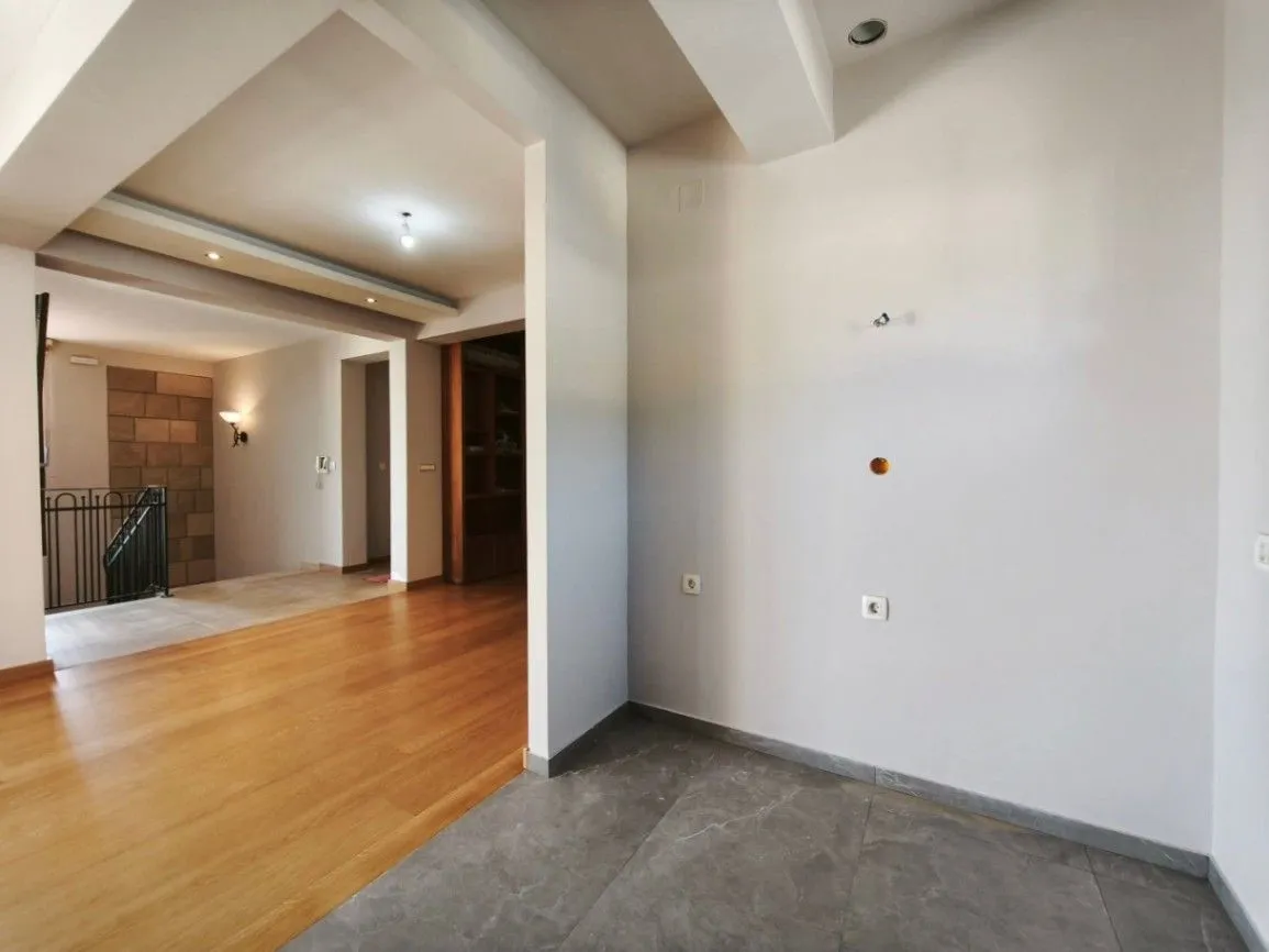 Sale, two bedroom apartment, 140m², Centar, Budva