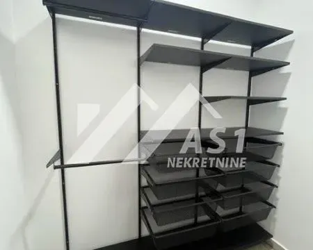 Izdavanje, dvosoban stan, 40m², Centar, Novi Sad - image 10