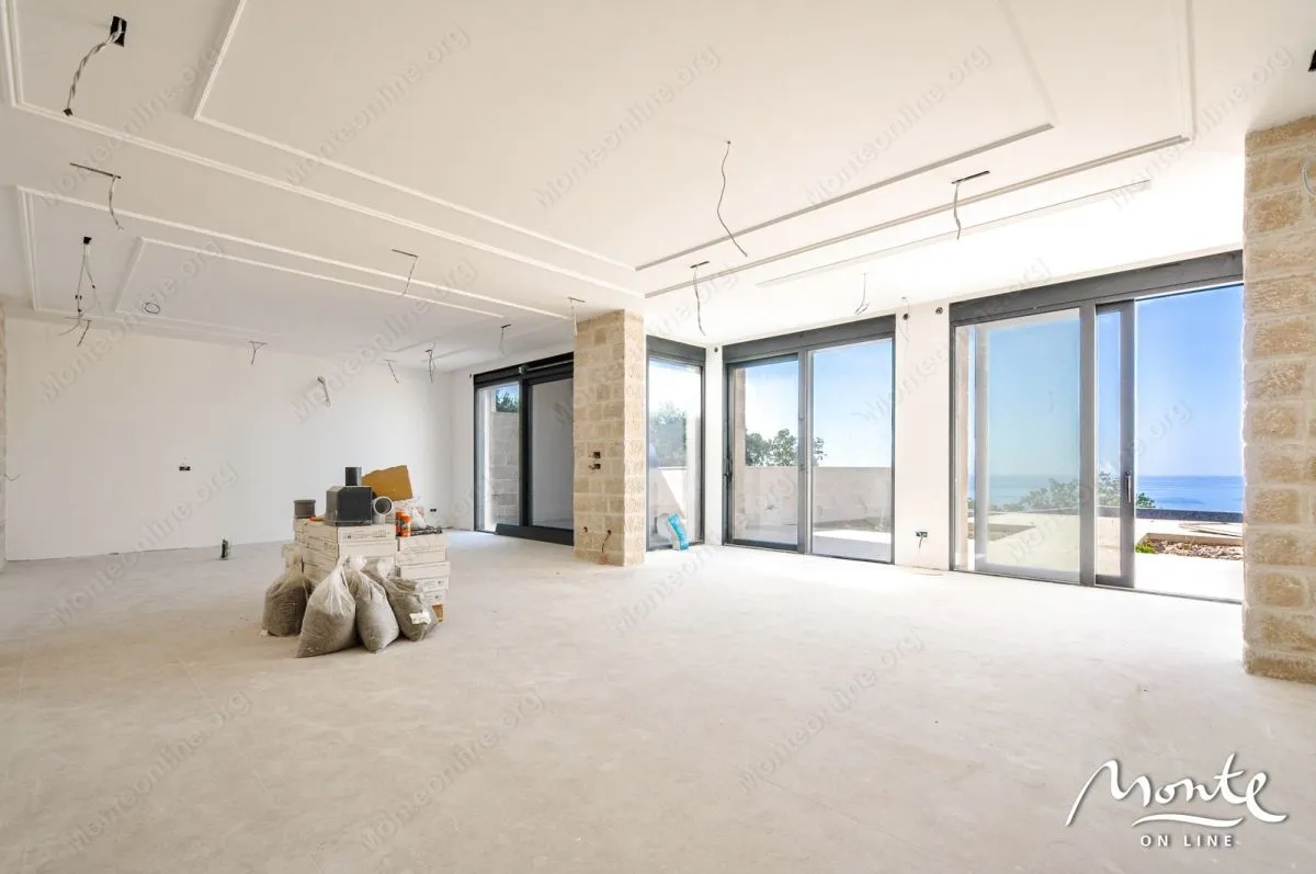 Sale, house, 261m², Reževići, Budva