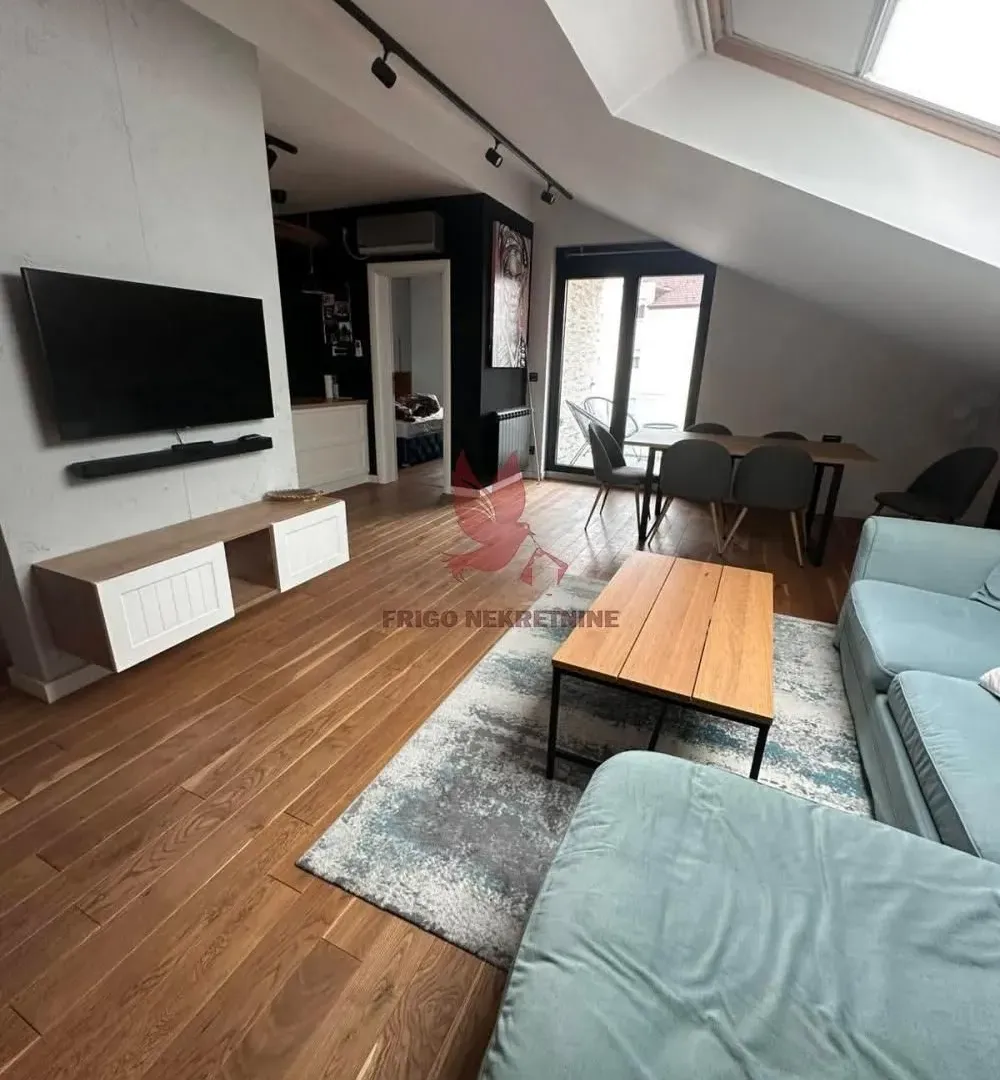 Prodaja, četvorosoban stan, 78m², Mladenovac, Beograd