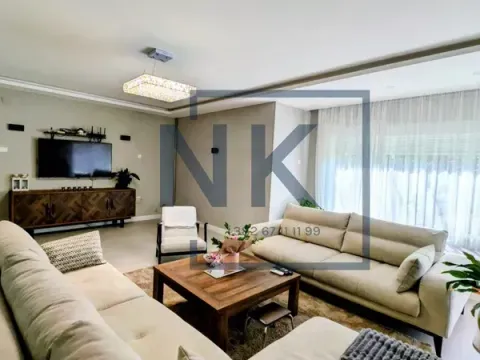 Sale, house, 350m², Vranići, Podgorica - image 8