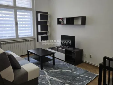 Izdavanje, jednosoban stan, 36m², Stari Grad, Beograd