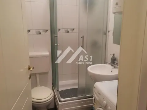 Izdavanje, jednosoban stan, 40m², Centar, Novi Sad - image 8