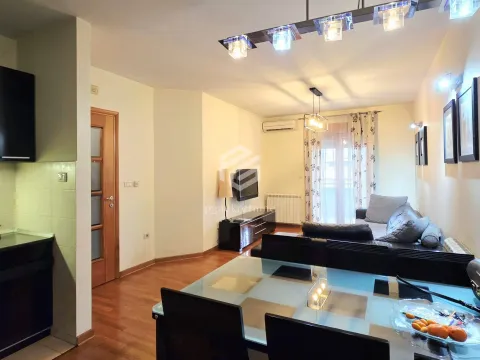 Prodaja, dvosoban stan, 66m², Preko Morače, Podgorica - image 3
