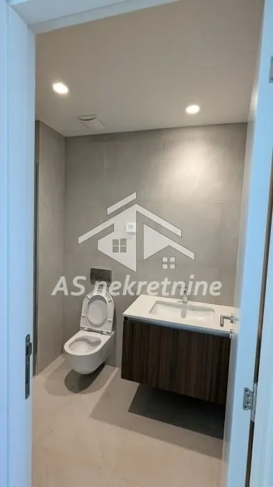 Rent, three bedroom apartment, 72m², Savski Venac, Beograd