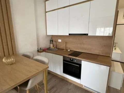Sale, one bedroom apartment, 54m², Bečići, Budva - image 2