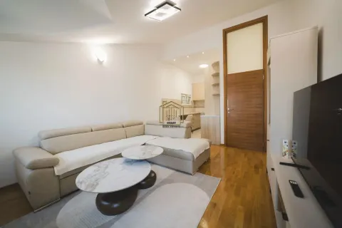 Rent, two bedroom apartment, 62m², Momišići, Podgorica - image 2
