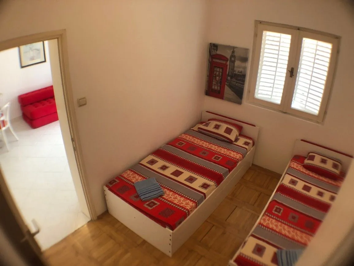 Rent, one bedroom apartment, 37m², Adok, Budva
