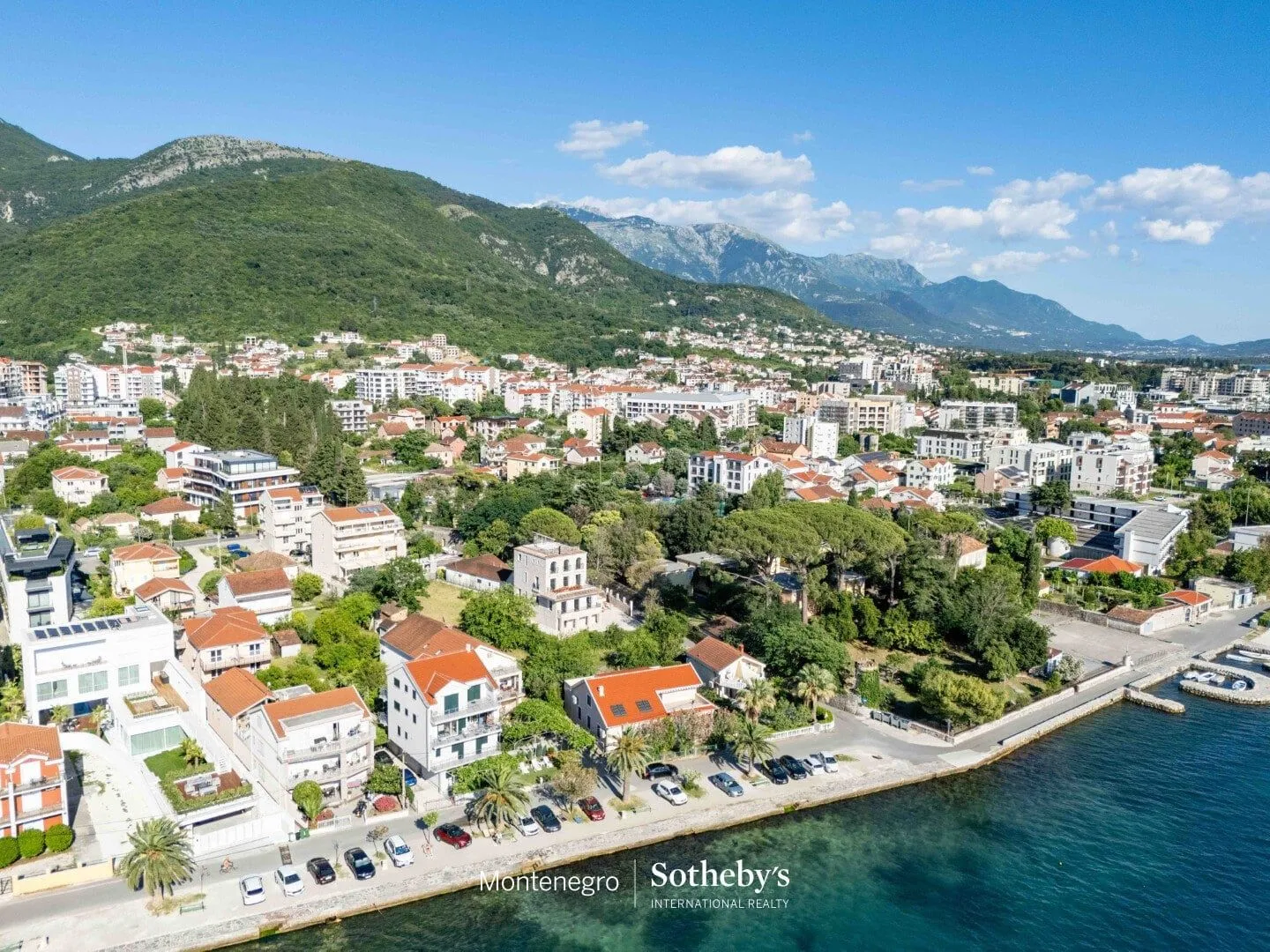 Prodaja, kuća, 410m², Donja Lastva, Tivat