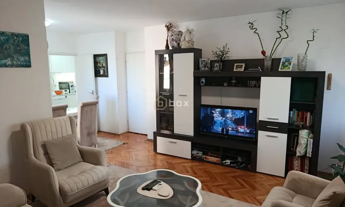 Sale, two bedroom apartment, 75m², Medijana, Niš