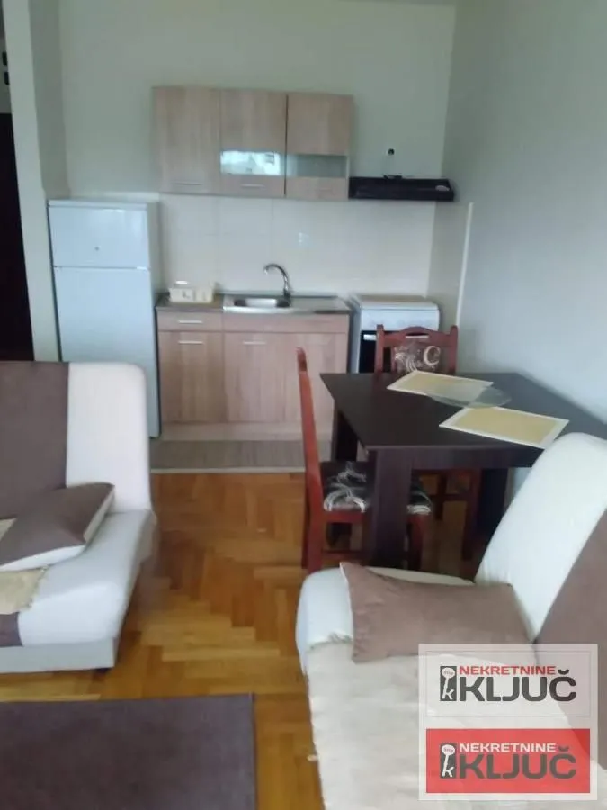 Rent, studio apartment, 30m², Bulevar patrijarha Pavla, Novi Sad Sve Podlokacije