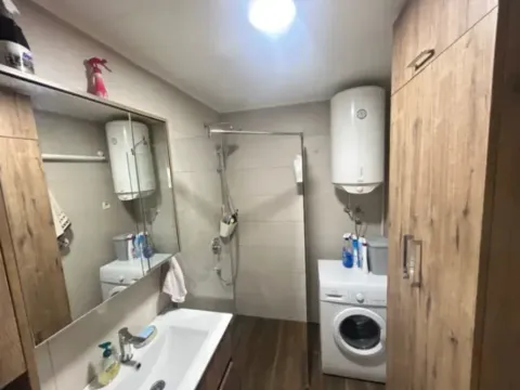 Izdavanje, jednosoban stan, 44m², Pobrežje, Podgorica - image 9