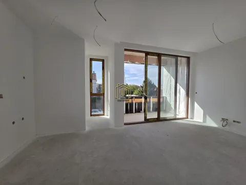 Prodaja, dvosoban stan, 63m², Stari Aerodrom, Podgorica - image 3