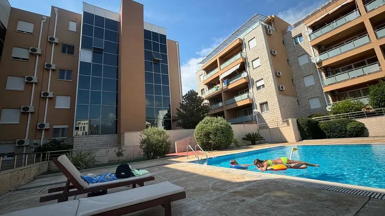 Sale, two bedroom apartment, 68m², Bečići, Budva