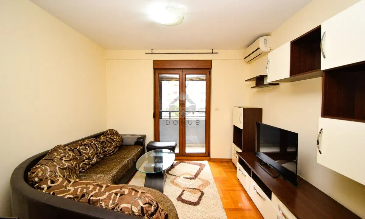 Rent, one bedroom apartment, 42m², Stari Aerodrom, Podgorica