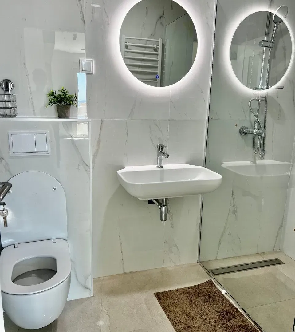 Sale, two bedroom apartment, 74m², Bečići, Budva