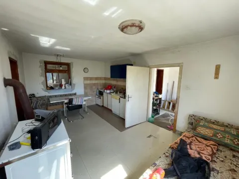 Prodaja, kuća, 80m², Sremska Kamenica, Petrovaradin - image 11