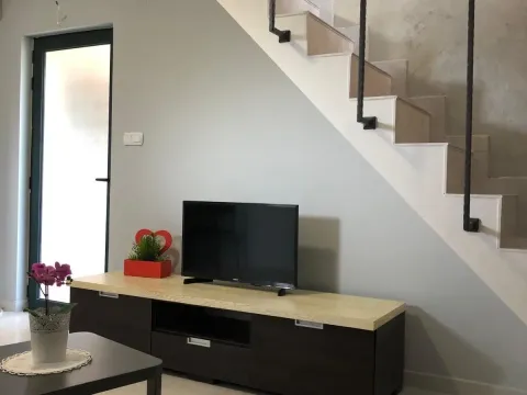 Rent, one bedroom apartment, 42m², Brdišta, Tivat - image 6