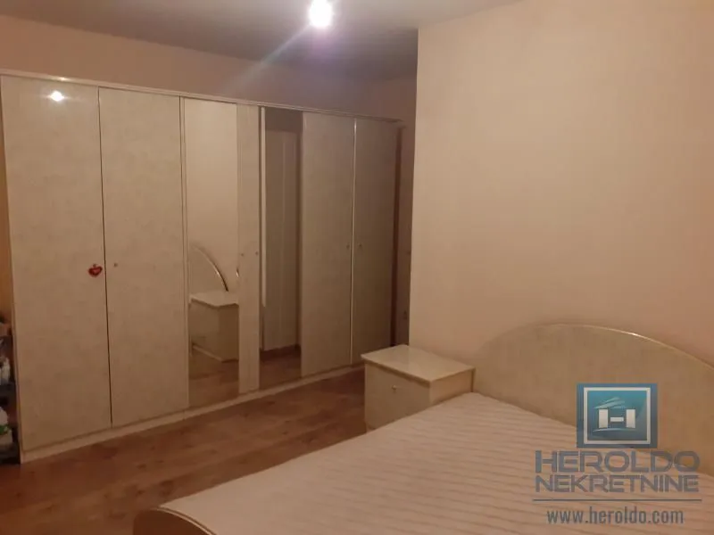 Prodaja, kuća, 325m², Solaris, Jagodina