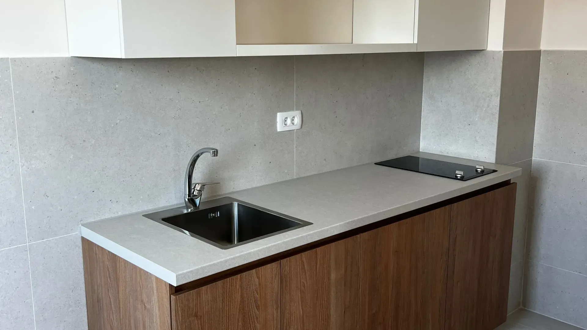 Prodaja, dvosoban stan, 71m², Central Point, Podgorica