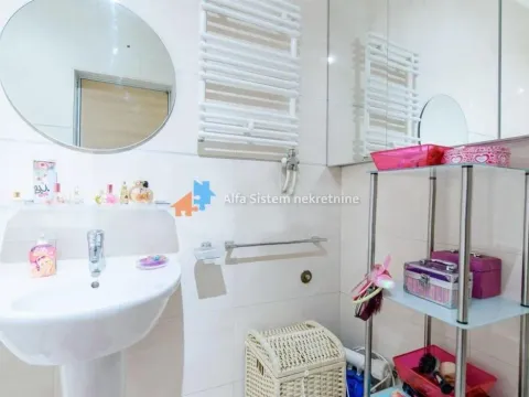 Izdavanje, četvorosoban stan, 130m², Vukov Spomenik, Zvezdara Sve Podlokacije - image 19