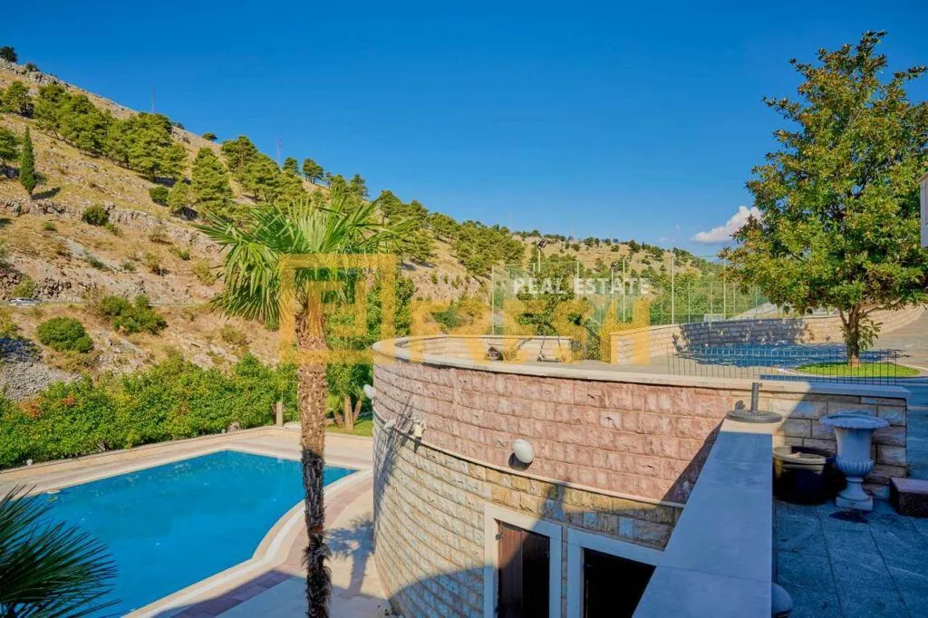Izdavanje, kuća, 300m², Zagorič, Podgorica