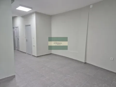 Sale, office space, 75m², Centar, Jagodina - image 9