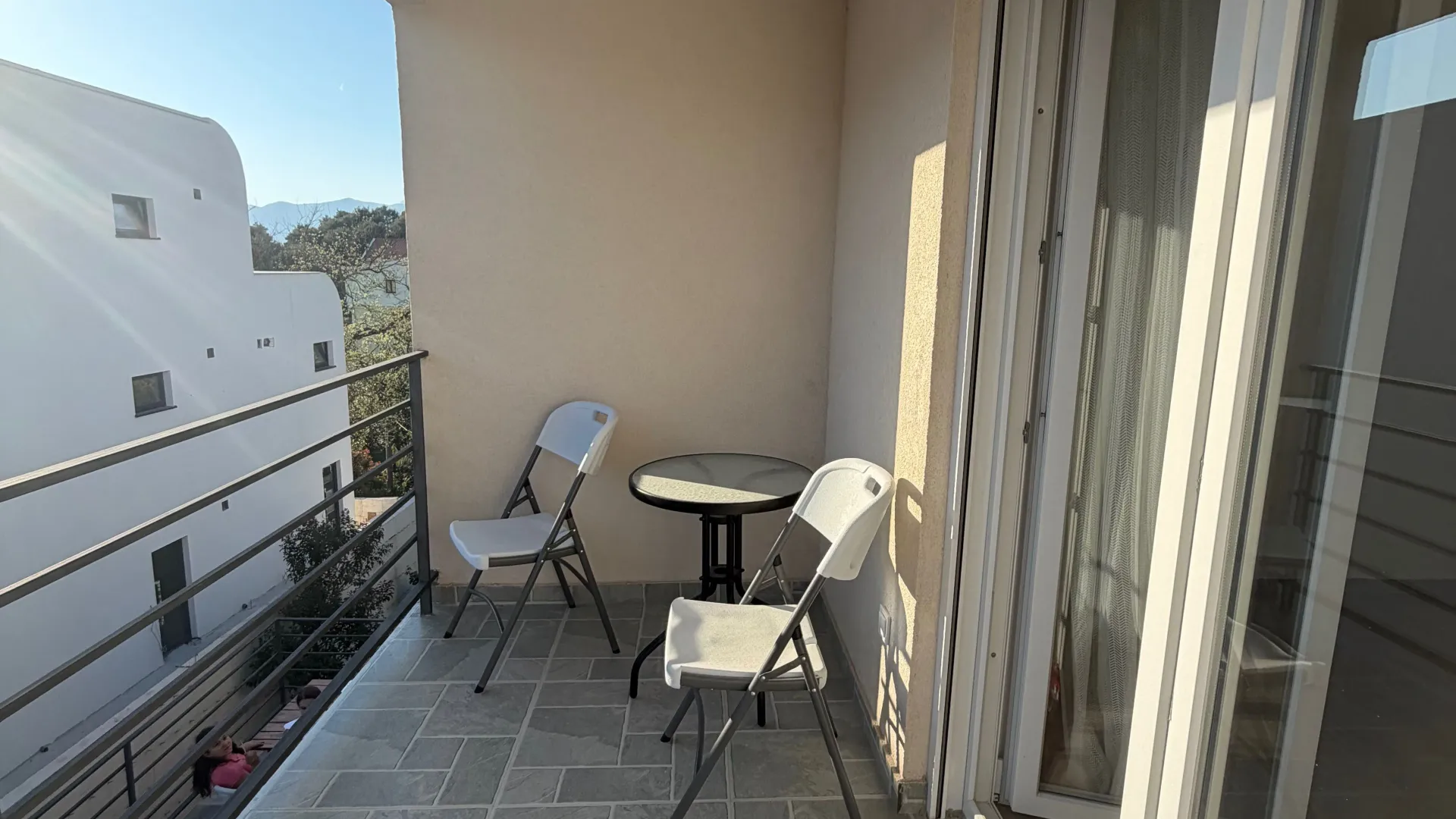 Izdavanje, jednosoban stan, 37m², Bonići, Tivat