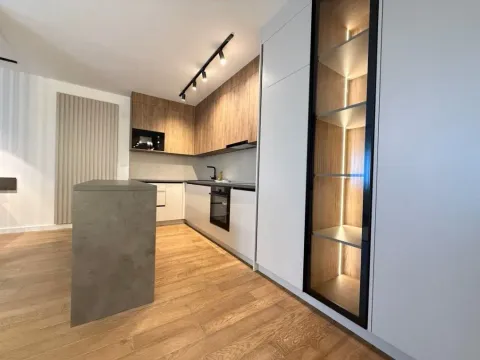 Prodaja, trosoban stan, 62m², Vračar Centar, Vračar Sve Podlokacije - image 7