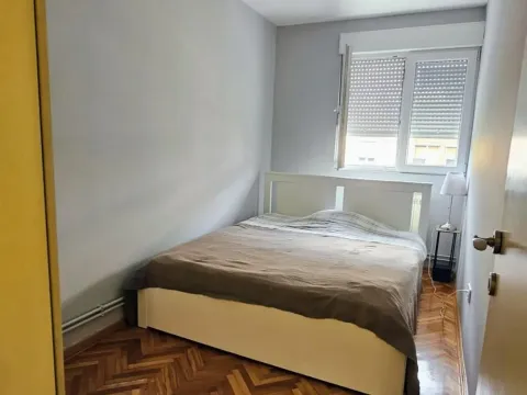 Rent, two bedroom apartment, 38m², Stari Grad, Beograd - image 10