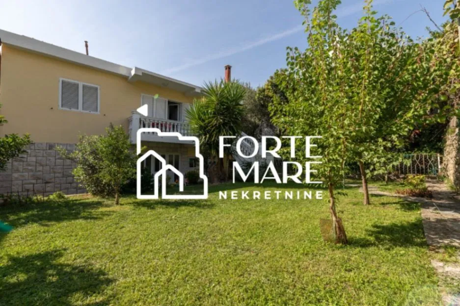 Sale, house, 266m², Igalo, Herceg Novi