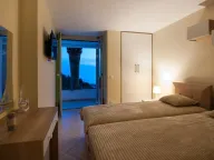 Rent, house, 200m², Sveti Stefan, Budva - image 12