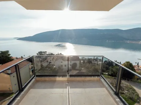 Sale, three bedroom apartment, 119m², Herceg Novi, Crna Gora - image 11