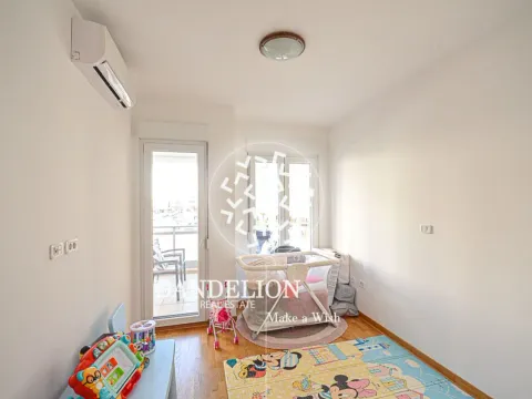 Izdavanje, dvosoban stan, 80m², City Kvart, Podgorica - image 10