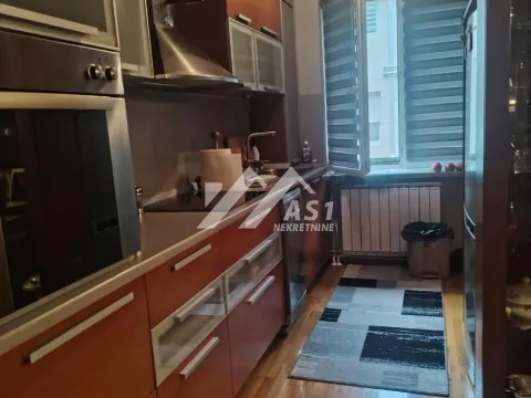 Prodaja, trosoban stan, 100m², Centar, Novi Sad - image 6