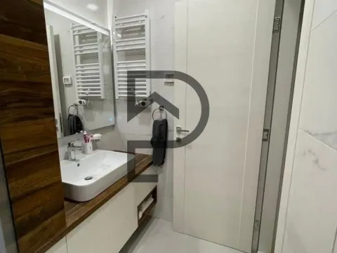 Izdavanje, stan, 69m², Central Point, Podgorica - image 8