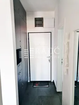 Rent, two bedroom apartment, 43m², Južni Bulevar, Vračar Sve Podlokacije - image 6