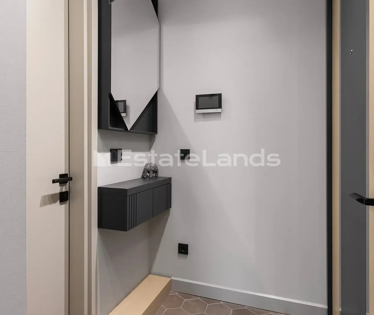 Prodaja, jednosoban stan, 48m², Donja Lastva, Tivat