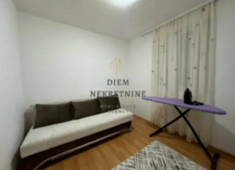 Izdavanje, kuća, 320m², Zlatica, Podgorica - image 7