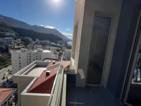 Izdavanje, jednosoban stan, 43m², Bečići, Budva - image 4