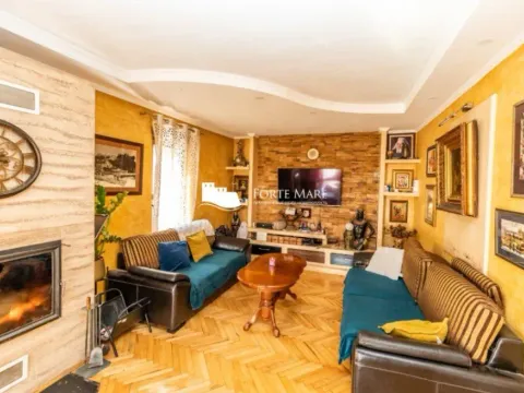 Prodaja, kuća, 555m², Zelenika, Herceg Novi - image 11