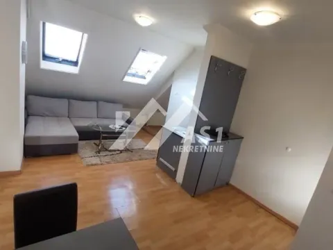 Izdavanje, dvosoban stan, 40m², Podbara, Novi Sad Sve Podlokacije - image 3