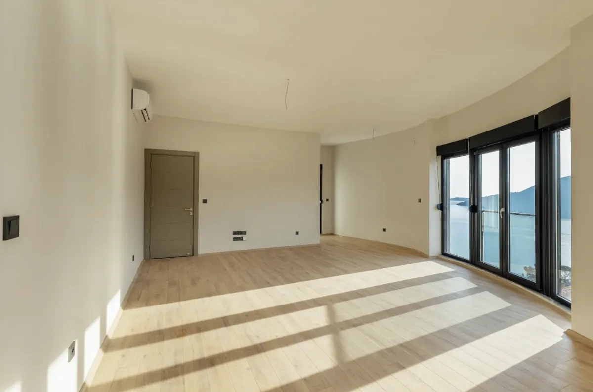 Prodaja, trosoban stan, 120m², Topla, Herceg Novi