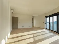 Prodaja, trosoban stan, 120m², Topla, Herceg Novi - image 1