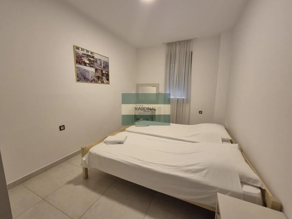 Prodaja, trosoban stan, 72m², Aqua park, Jagodina