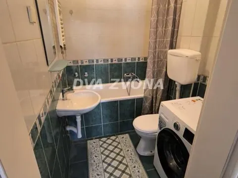 Izdavanje, garsonjera, 23m², Novi Sad, Srbija - image 4