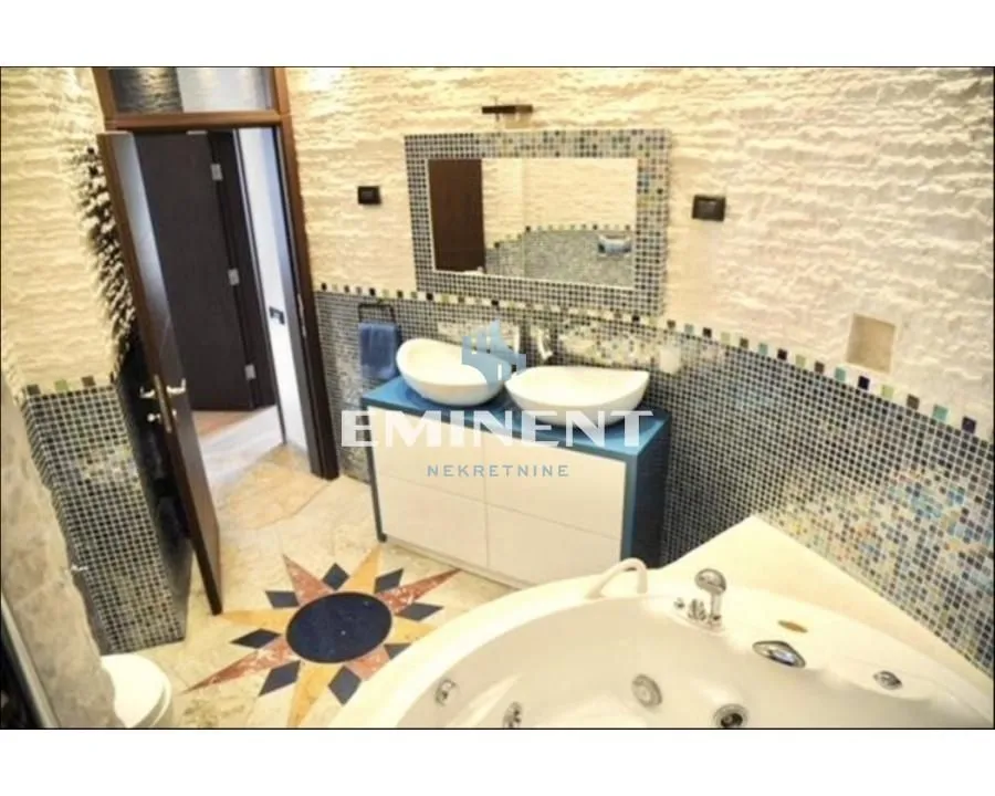 Rent, three bedroom apartment, 165m², Vračar Hram, Vračar Sve Podlokacije
